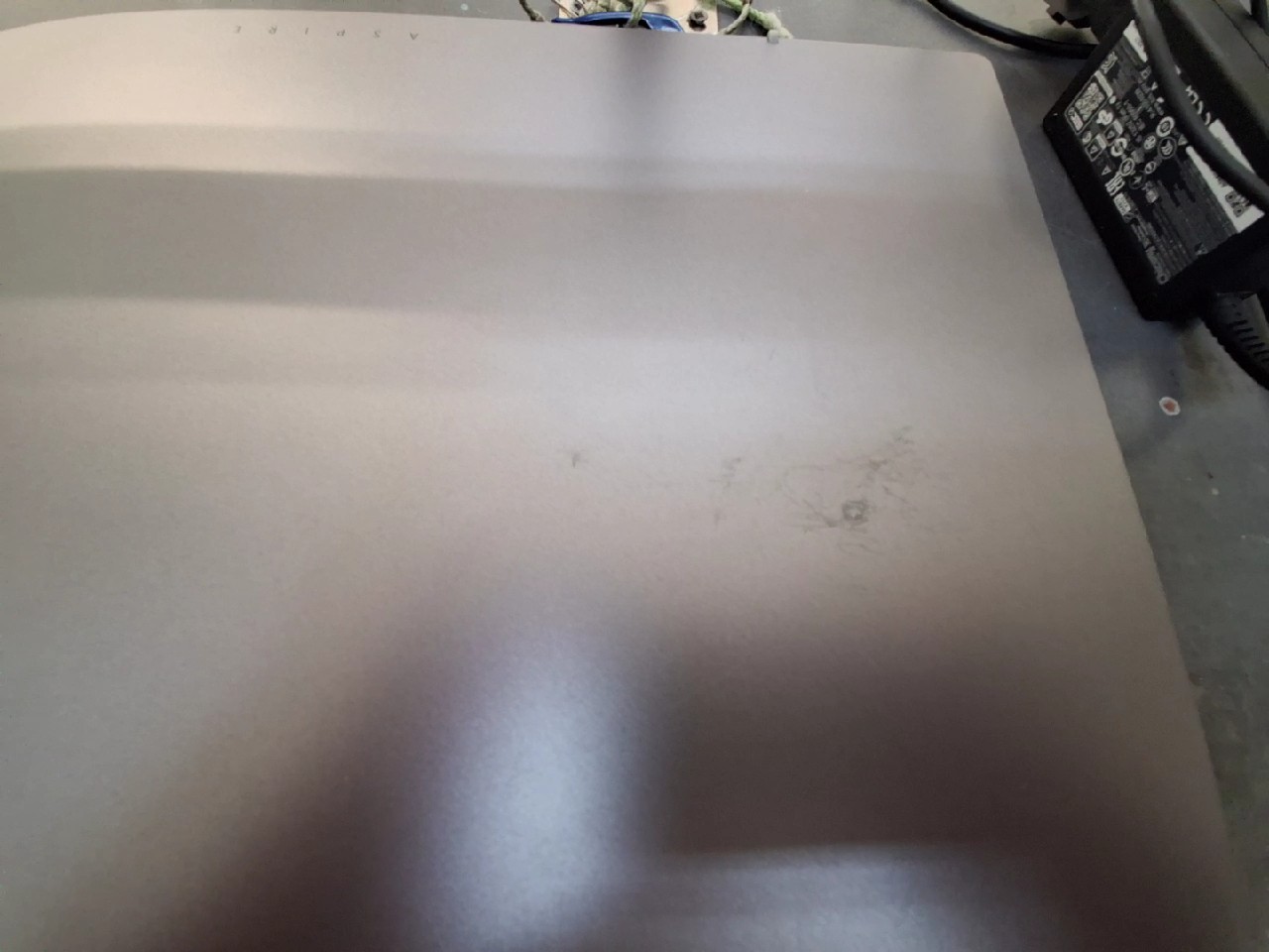 Acer Aspire Go 17 AG17-31P Steel Gray, Intel N150, 8GB RAM, 512GB SSD, 17,3 Zoll FHD, Gebrauchsspuren am Deckel, sonst sehr guter Zustand, MFG Date 2025 | 07 | 03 | Zustand: Gut – Bild 4