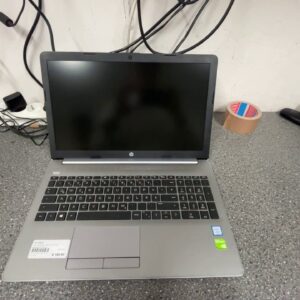HP 250 G7, Intel Core i5-8265U, Silber, 15,6 Zoll, 8GB RAM, 512GB SSD, Windows 10, sehr guter Zustand | Zustand: Gut