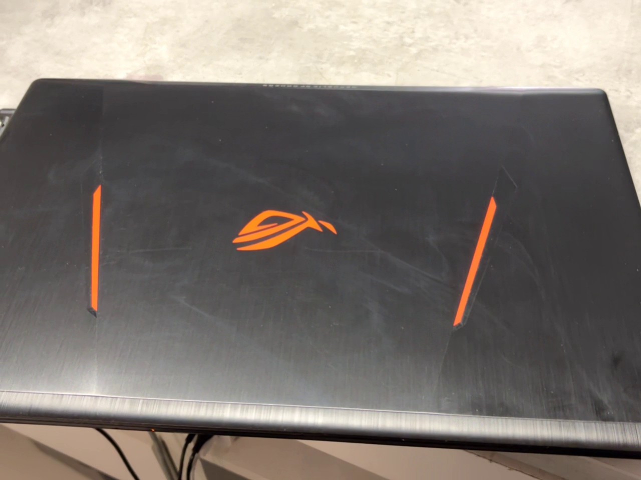 Asus ROG Strix GL553VD i7-7700HQ, Gaming Laptop mit 24GB RAM, Intel Core i7-7700HQ, NVIDIA GeForce GTX 1050, 256GB SSD + 1TB HDD | Zustand: Gut – Bild 5