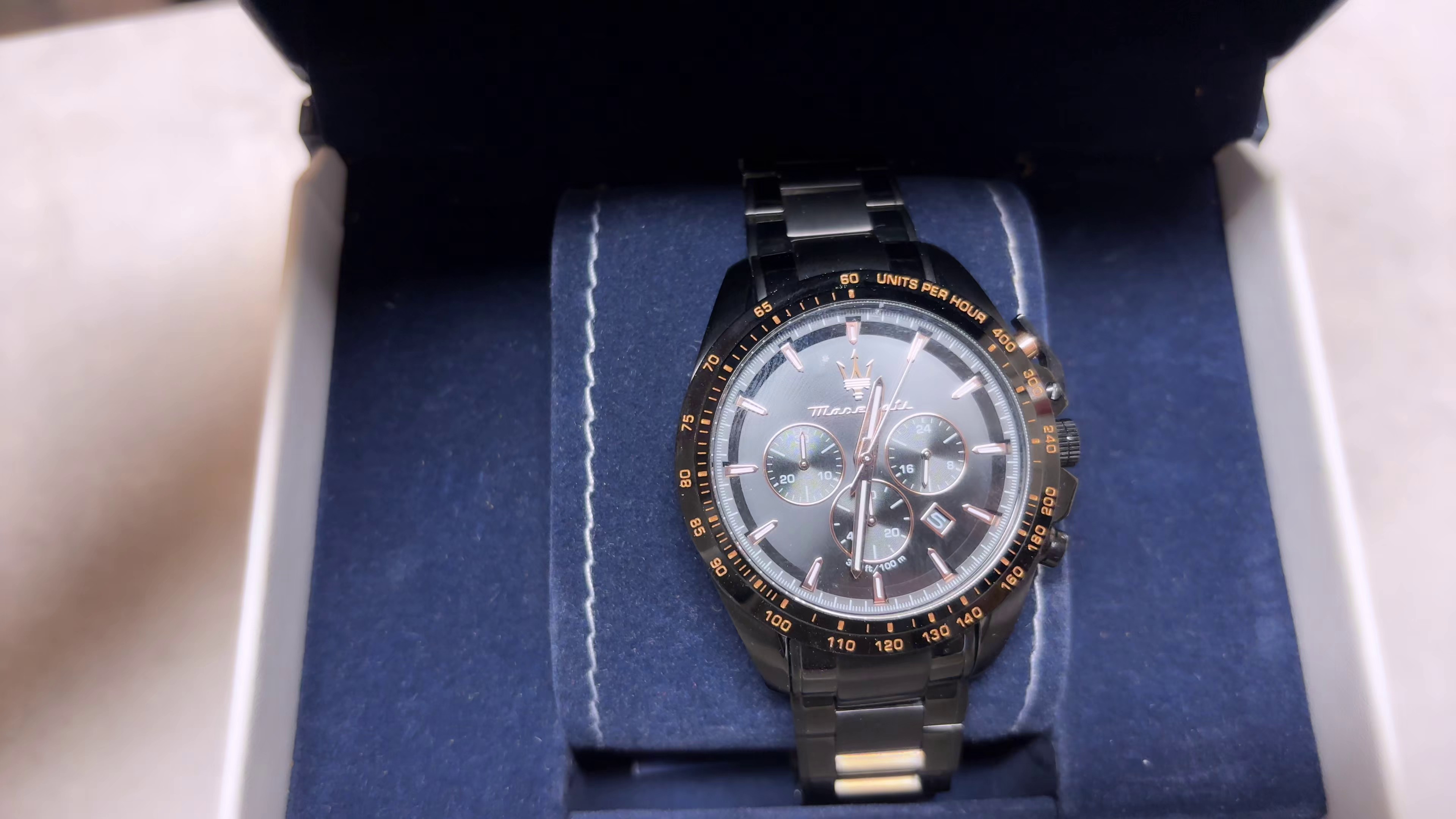 Maserati Traguardo R8873612048, Herren Quarz Chronograph, Edelstahl, 46mm, 10 ATM, schwarz, neuwertig | OVP. | Zustand: Sehr Gut | Farbe: schwarz – Bild 2