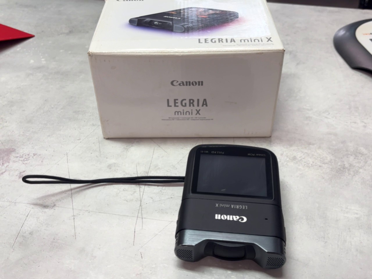 Canon Legria Mini X Schwarz, Full HD Camcorder mit Originalverpackung, Gebrauchsspuren am Gehäuse vorhanden. | Zustand: Sehr Gut – Bild 2