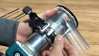 Makita RT0702C Multifunktionsfräse, 710 W, 10.000-34.000 U | min, für 6 | 8 mm Spannzangen, elektronische Drehzahlregelung, Soft-Start. | Zustand: Neu – Bild 2