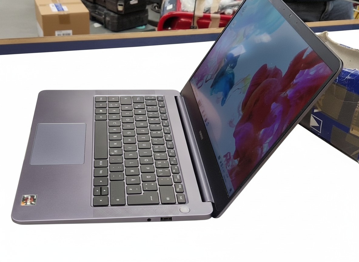 Huawei MateBook D 14 (2018), Mystic Silver, AMD Ryzen 5 2500U, 8GB RAM, Radeon Vega 8 Mobile Gfx, 14 Zoll Full HD IPS Display | Zustand: Sehr Gut – Bild 3