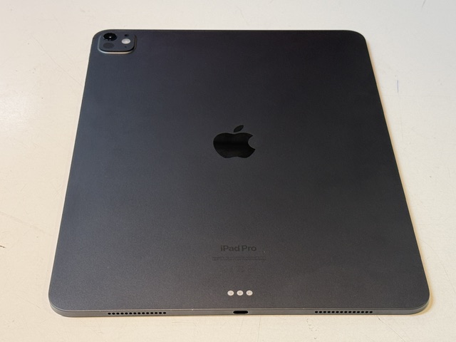 Apple iPad Pro 13 M4 (2024) Space Schwarz, 512 GB, Wi-Fi, Batteriezustand 97%, ohne Originalverpackung | Zustand: Wie Neu – Bild 3