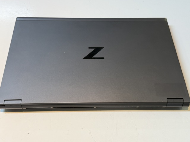 HP ZBook Fury 15 G8, i7-11850H, Grau, 32GB RAM, 1TB SSD, NVIDIA RTX A3000 6GB, Windows 11 Pro, inkl. Ladegerät, 57 Ladezyklen | Zustand: Sehr Gut – Bild 6