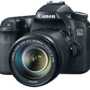 Canon EOS 70D, 2013, Schwarz, 18-135mm Kit, Digitale Spiegelreflexkamera mit 20,2 MP, inkl. EF-S 18-135mm IS STM Objektiv und OVP. | Zustand: Gut
