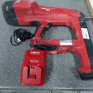 HILTI BX 3-L Setzgerät inkl. Ladegerät, Akku-Bolzensetzgerät für Trockenbau, ohne Akku, mit Ladegerät C 4 | 12-50. | Zustand: Gut
