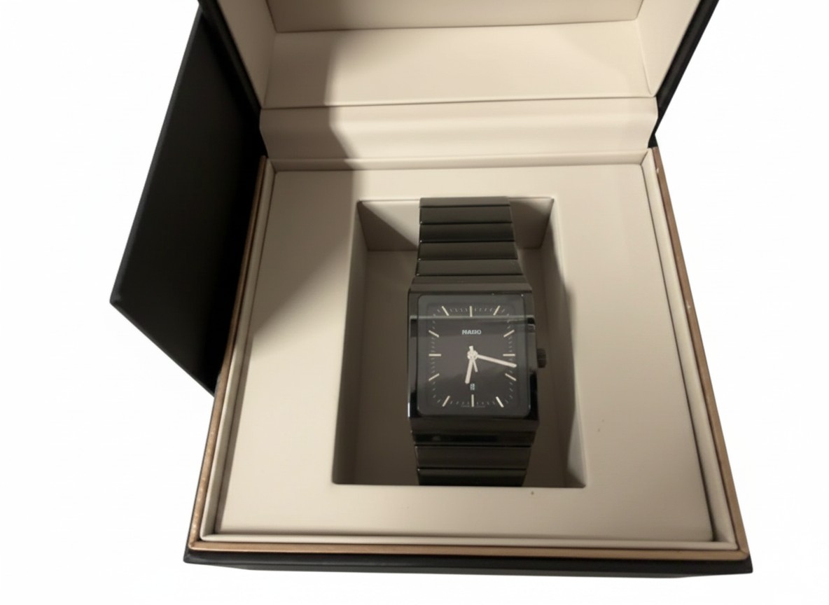 Rado Ceramica 212.0700.3, Quartz, 30mm, Herrenuhr, schwarzes Zifferblatt, Keramikarmband, mit originaler Verpackung | Zustand: Wie Neu | Farbe: schwarz