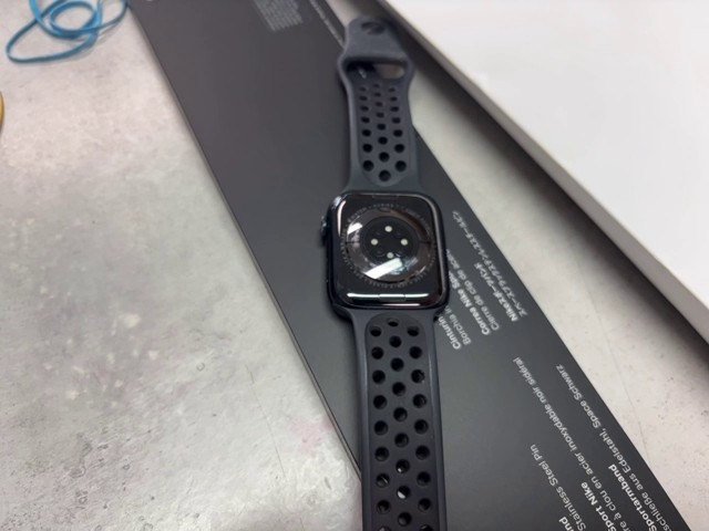 Apple Watch 7 GPS+LTE 45mm Alu mittern., ovp | zerkratzt | Zustand: Gut | Farbe: schwarz – Bild 2