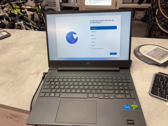 HP Victus 15-fa Gaming Laptop i5-12500H, 15,6 Zoll, 16GB RAM, 512GB SSD, NVIDIA GeForce RTX 4050 6GB, inkl. Ladegerät, dunkeLadegerätrau | Zustand: Sehr Gut – Bild 2