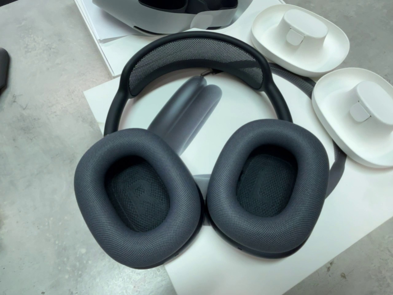 Apple AirPods Max USB-C, Kabelloser Over-Ear-Kopfhörer mit High-Fidelity-Audio, aktivem Noise Cancelling, 3D-Audio, OVP, wie neu | Zustand: Wie Neu | Farbe: blau – Bild 3