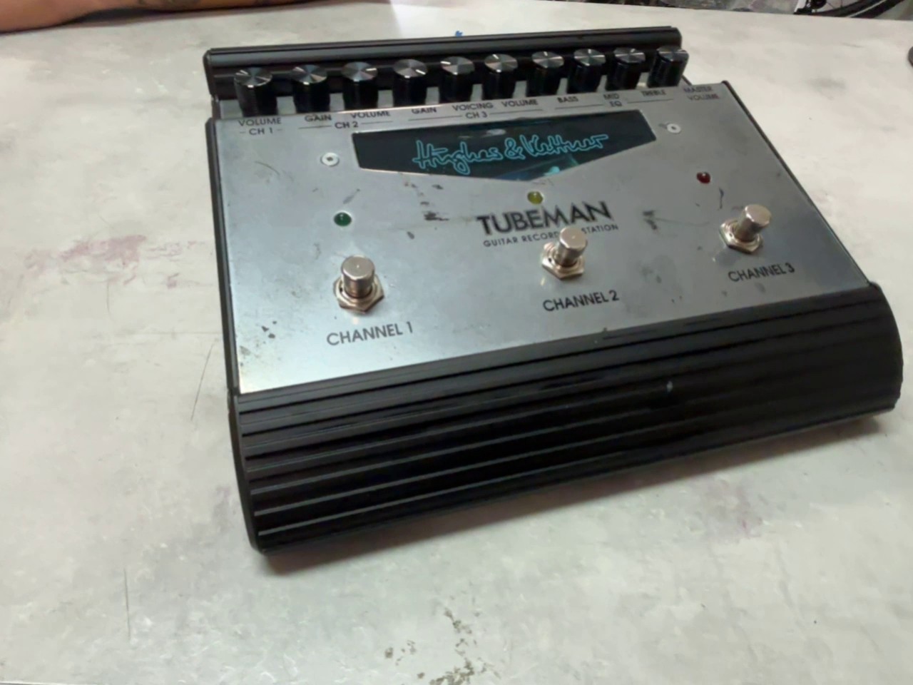 Hughes & Kettner Tubeman II, 3-Kanal Röhren-Preamp, Recording Station mit Red Box und Netzteil | Zustand: Gut