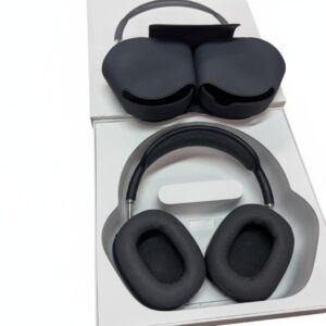 Apple AirPods Max USB-C, Space Grau, Over-Ear-Kopfhörer mit USB-C-Anschluss, inkl. Smart Case, mit Delle an der Ohrmuschel | Zustand: Gut | Farbe: blau