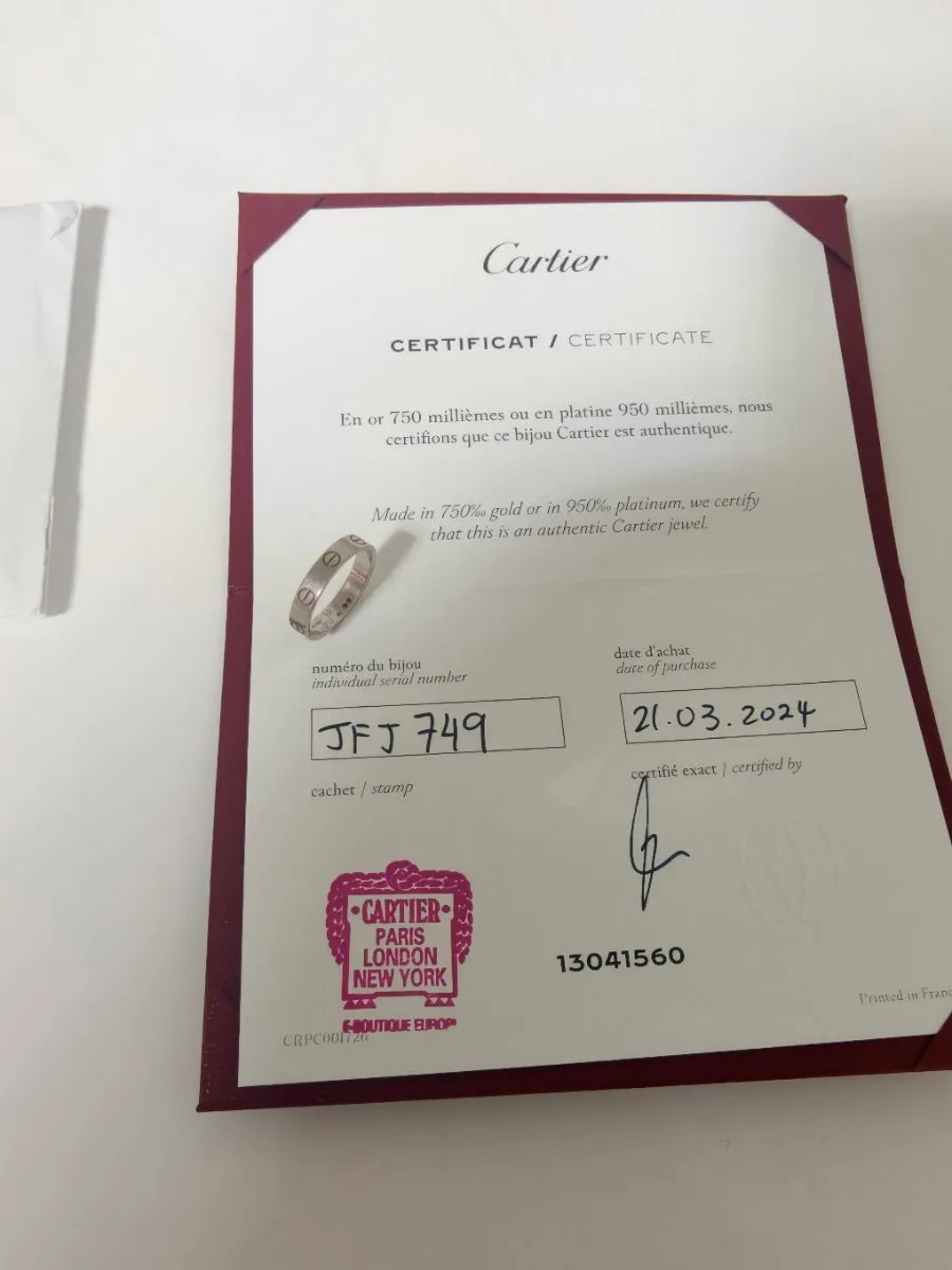 Cartier Love Ring, 750er Weiß, Ringgröße 52, mit Zertifikat vom 21.03.2024 und Rechnung. | Karat: 18K | 750 – Bild 2