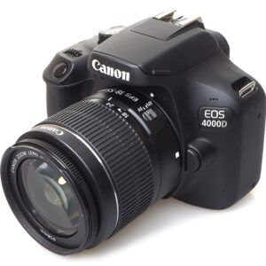 Canon EOS 4000D 2018 Schwarz, mit EF-S 18-55mm f | 3.5-5.6 III Objektiv, inklusive Ladegerät und Stoffsack | Zustand: Sehr Gut