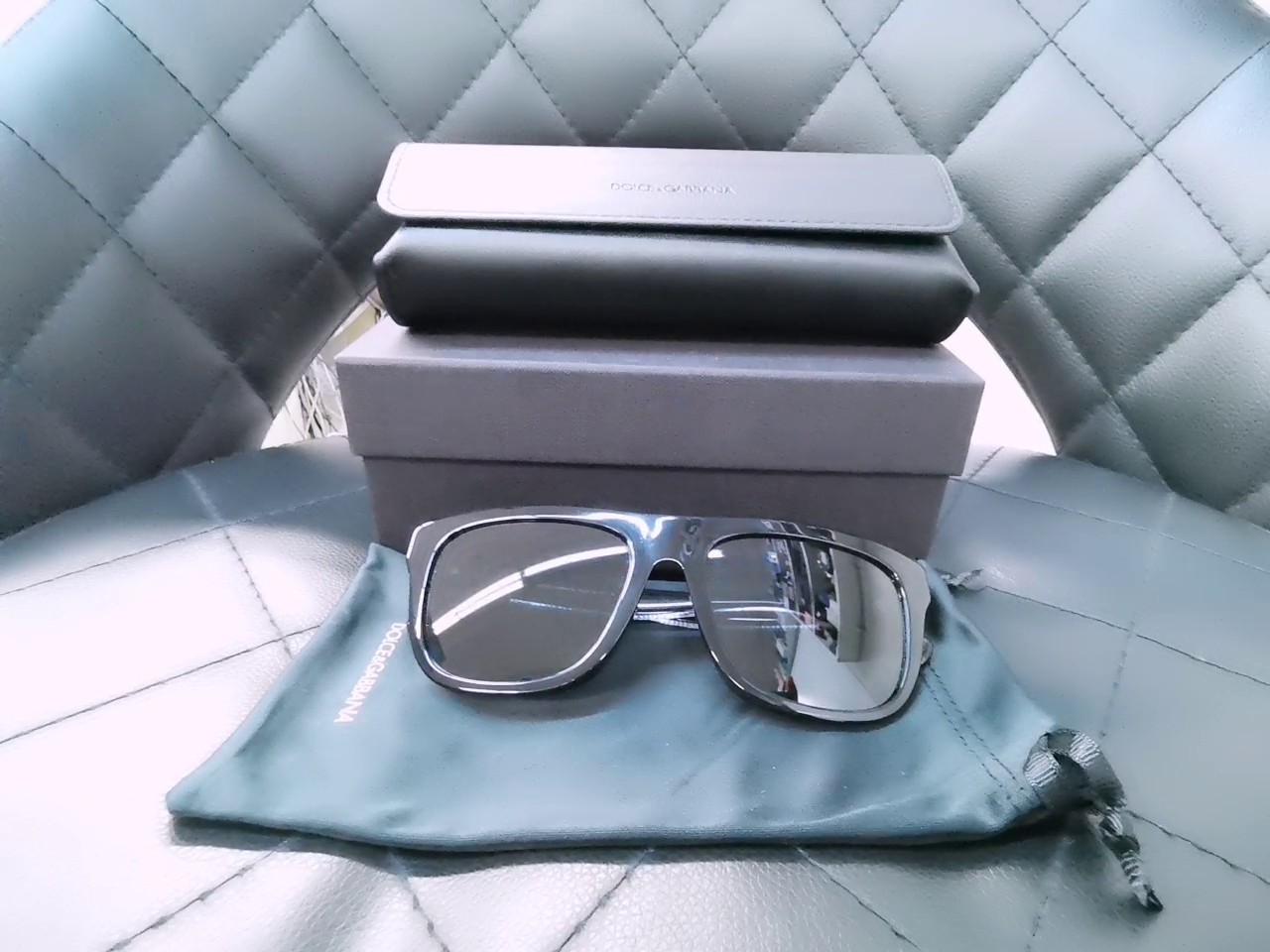 Dolce&Gabbana Sonnenbrile, Hochwertige Designerbrille der Marke Gucci, stilvolles Accessoire für Damen und Herren. | Zustand: Neu