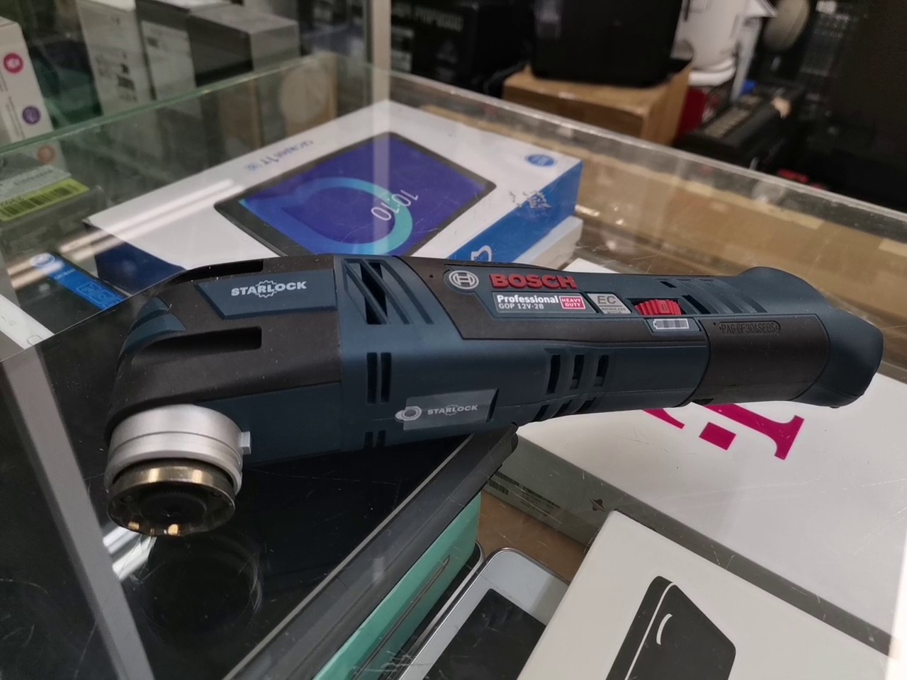 Bosch Professional GOP 12V-28, 12/2022, Akku-Multifunktionswerkzeug (Solo-Gerät), Starlock-Aufnahme, bürstenloser EC-Motor, blau | schwarz | Zustand: Neu – Bild 2