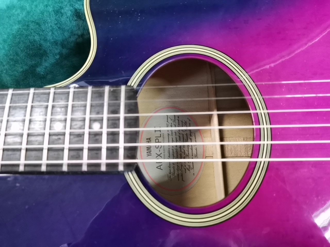 Yamaha APX-SPL II, 1992-94, Purple Burst, Elektroakustische Westerngitarre mit Cutaway, Ahorndecke, inkl. Koffer. | Zustand: Gut – Bild 5