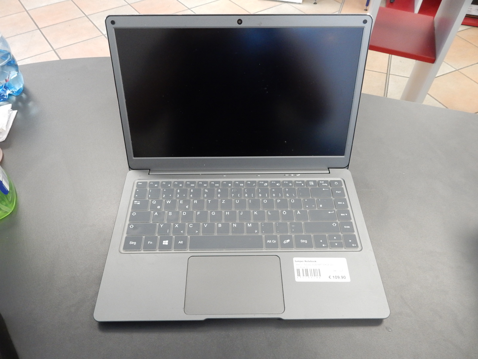 Jumper EZbook 3, Grau, Intel Celeron N3350, 6GB RAM, 64GB Speicher, Windows 10, 13.3 Zoll Display | Zustand: Sehr Gut