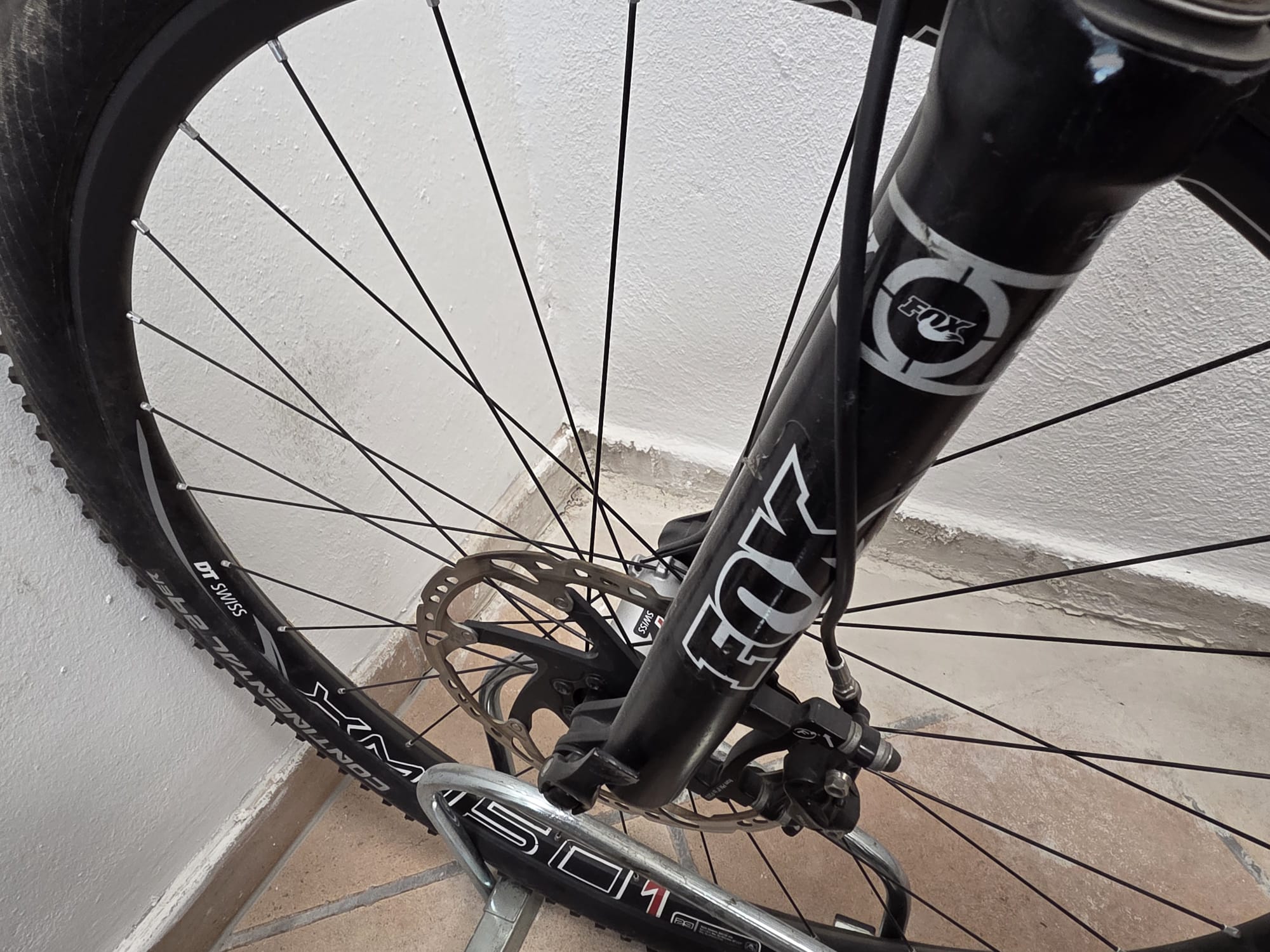 Santa Cruz Tallboy C, rot, Carbon-Mountainbike, 29 Zoll, Fox Fahrwerk, SRAM X0 Schaltung, DT Swiss Laufräder, 50cm Rahmengröße – Bild 5