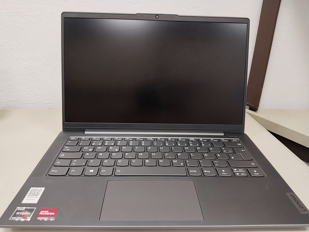 Lenovo IdeaPad 5 15ALC05, 16 GB Ram, 512 GB SSD, Ryzen 7 5700u, 15.6" FHD Display, Windows 11 | Zustand: Sehr Gut