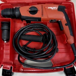 Hilti TE 2-M Rot, Kompakter Bohrhammer im Koffer mit Schnellspannfutter und vielseitigen Funktionen. | Zustand: Sehr Gut