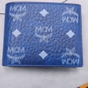 MCM Bifold Geldbörse Blau, Elegante Herren Geldbörse mit klassischem Monogramm Muster und inklusive Original Box | Zustand: Wie Neu