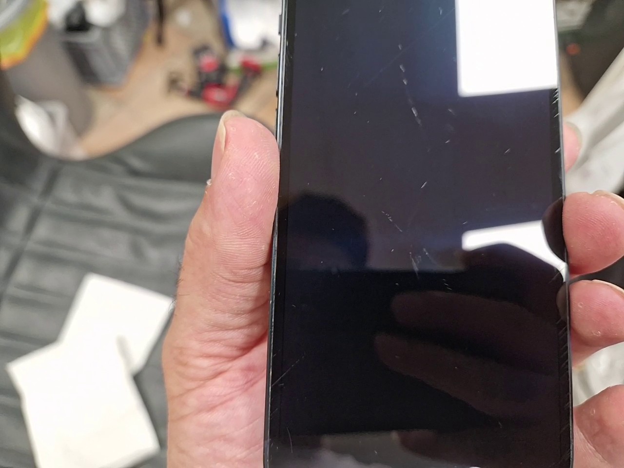 iPhone 14 128GB, zerkratzt | SimLock: Frei | Zustand: Gut | Farbe: blau | Akku: 88% – Bild 3