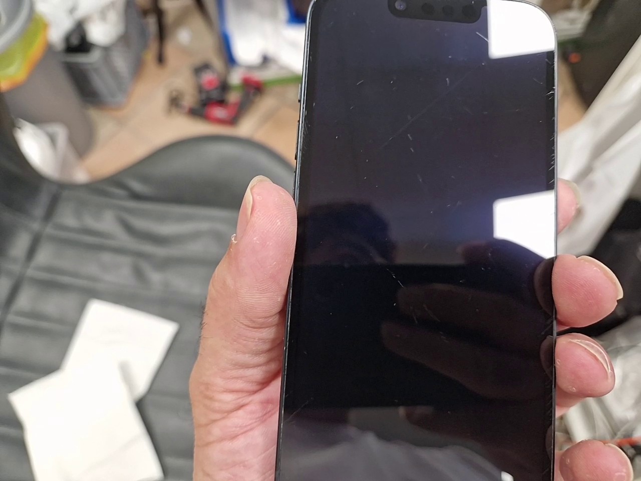 iPhone 14 128GB, zerkratzt | SimLock: Frei | Zustand: Gut | Farbe: blau | Akku: 88% – Bild 4