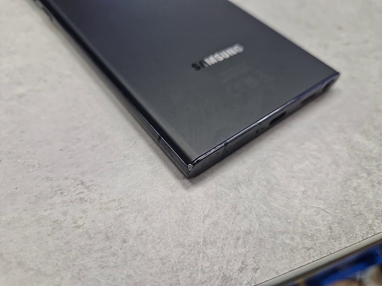 Samsung Galaxy S22 Ultra 128GB, 5G-Smartphone mit 6,8-Zoll-Display und integriertem S Pen. | SimLock: Frei | Zustand: Gut | Farbe: schwarz | Akku: Gut – Bild 2