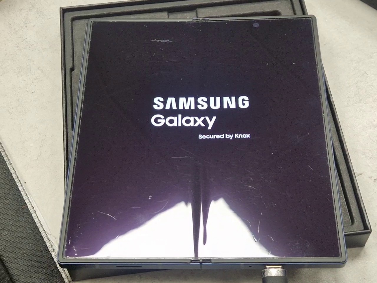 Samsung Galaxy Z Fold6 512GB, Originalverpackt, zerkratzt | SimLock: Frei | Zustand: Gut | Farbe: blau | Akku: Sehr Gut – Bild 6
