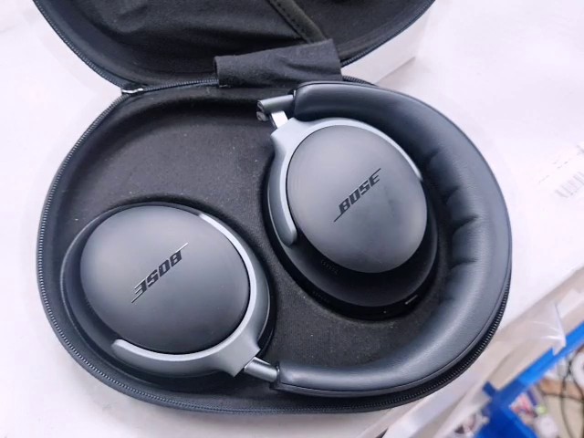 Bose QuietComfort Ultra (2. Gen) Schwarz, Over-Ear Kopfhörer, Noise-Cancelling, Immersive Audio, Bluetooth, OVP+org rechnung | Zustand: Wie Neu