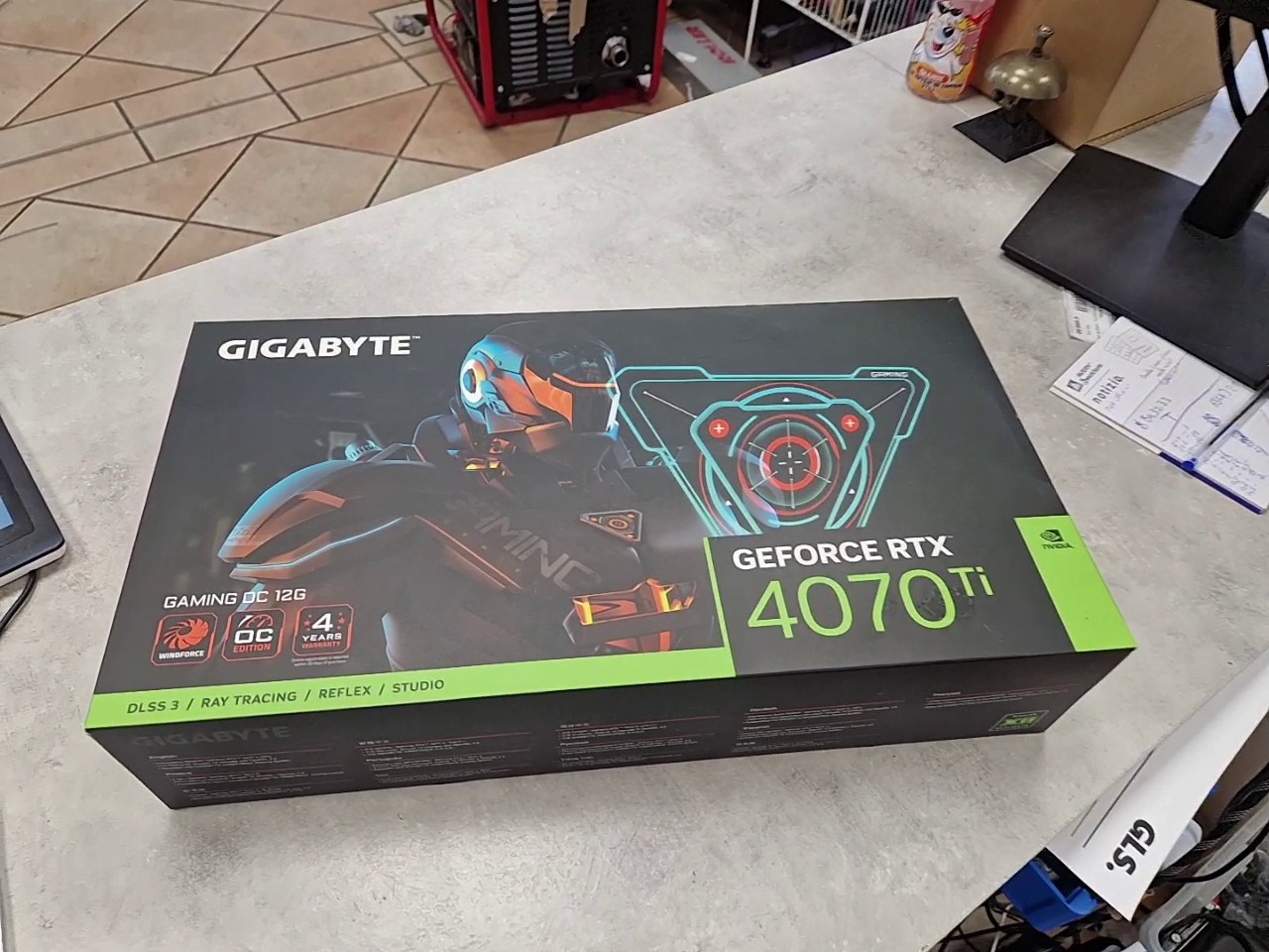 Gigabyte GeForce RTX 4070 Ti Gaming OC 12G, 12GB GDDR6X, NVIDIA Ada Lovelace, DLSS 3, 3x DisplayPort, 1x HDMI, PCIe 4.0, Windforce-Kühlung | Zustand: Wie Neu – Bild 2