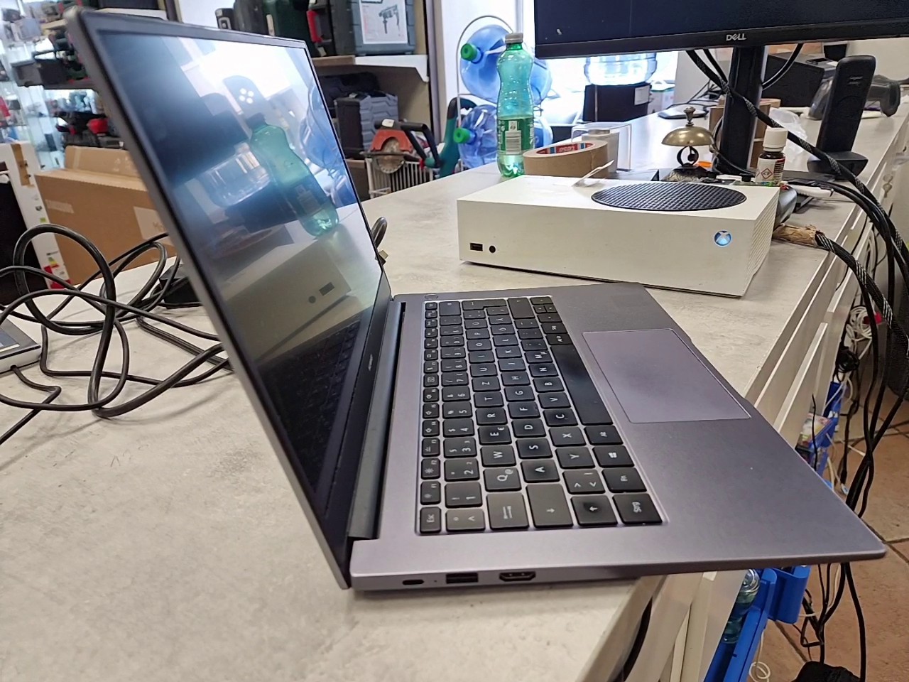 Huawei MateBook D14 (2020), AMD Ryzen 5 3500U, 8GB RAM, 256GB SSD, AMD Radeon Vega 8 Graphics, 14 Zoll Display | Zustand: Sehr Gut – Bild 4