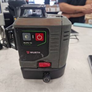 Würth Multi-Linienlaser MLPG 22, Selbstnivellierender Laser mit 3 grünen 360°-Linien, Art. 5709 300 116, leichte Gebrauchsspuren | Zustand: Sehr Gut