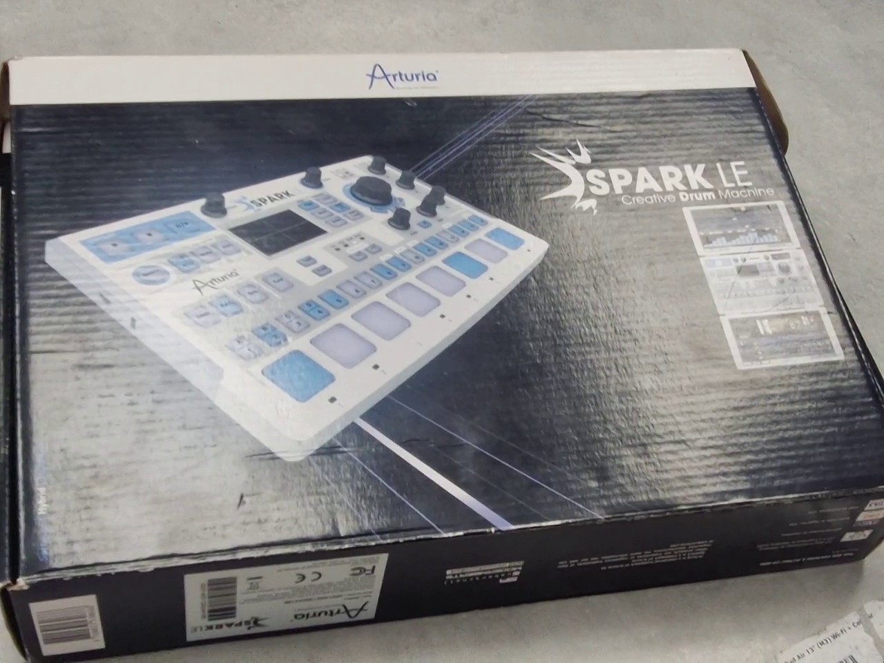 Arturia Spark LE weiß, Hybrid-Drum-Machine mit Pads, Reglern und Software-Anbindung, inkl. OVP | Zustand: Sehr Gut