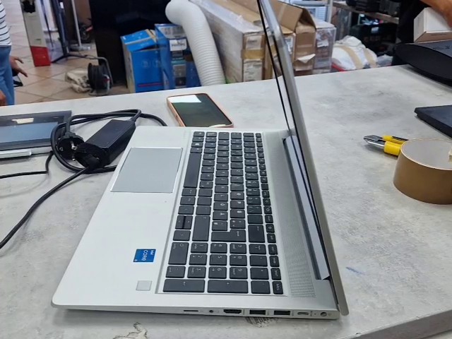 HP ProBook 450 G8 Silber, Intel Core i5-1135G7, 16 GB RAM, 512 GB SSD, LTE | Zustand: In Ordnung – Bild 3