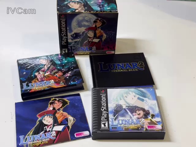 Lunar 2 Eternal Blue Complete PS1, Collector's Edition inkl. 5 CDs, Artbook, Lucia-Anhänger, Weltkarte und Charakter-Standees. | Zustand: Wie Neu – Bild 2