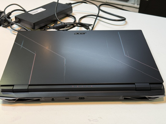 Acer Nitro 5 AN517-55 Schwarz, Intel Core i7-12700H, 16GB RAM, 512GB SSD, GeForce RTX 3070 8GB, 17,3 Zoll, Windows 11 | Zustand: Gut – Bild 3
