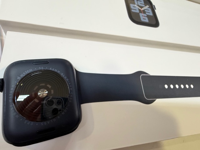 Apple Watch SE 44mm Mitternacht 2022, GPS, mit Originalverpackung und Rechnung, Batteriezustand 100%. | Zustand: Gut – Bild 3