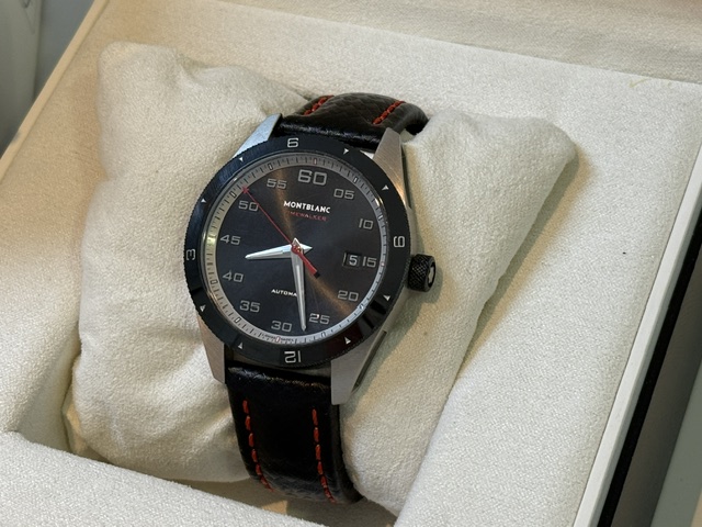 Montblanc TimeWalker Date 116060 Schwarz, Automatik-Herrenuhr, 41mm EdelstahLadegerätehäuse, Keramiklünette, inkl. Box, Zertifikat, Rechnung & 2 Bändern | Zustand: Gut – Bild 3