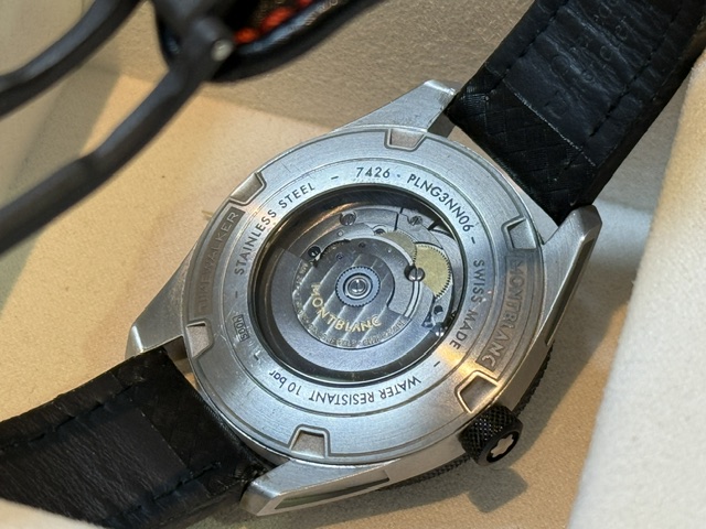 Montblanc TimeWalker Date 116060 Schwarz, Automatik-Herrenuhr, 41mm EdelstahLadegerätehäuse, Keramiklünette, inkl. Box, Zertifikat, Rechnung & 2 Bändern | Zustand: Gut – Bild 4
