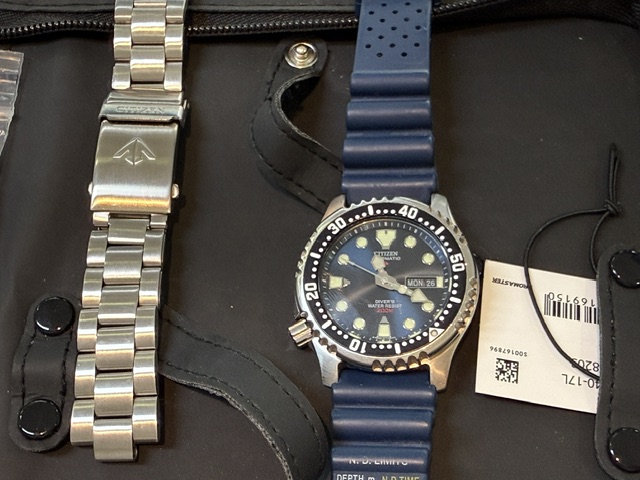 Citizen Promaster Marine NY0040-17L Blau, Automatik-Taucheruhr, 42mm EdelstahLadegerätehäuse, inkl. Box, Ersatz-Edelstahlarmband & Werkzeug | Zustand: Sehr Gut – Bild 5