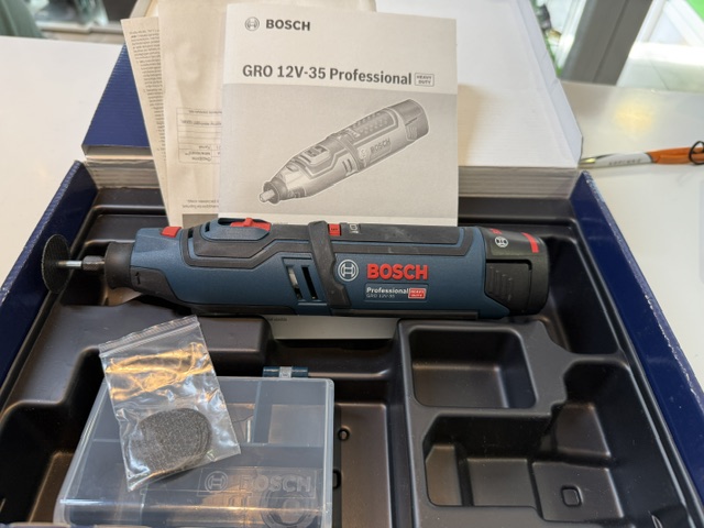 Bosch Professional GRO 12V-35, Akku-Rotationswerkzeug, inkl. Akku und Koffer, ohne Ladegerät, blau | schwarz | Zustand: Sehr Gut – Bild 2