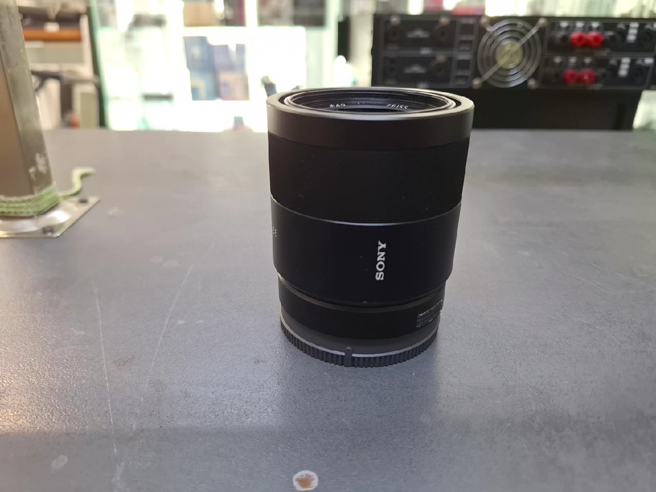 Sony Zeiss Sonnar , Lichtstarkes Standard-Objektiv, Carl Zeiss T* Vergütung, E-Mount, 49mm Filtergewinde, SEL55F18Z | Zustand: Sehr Gut – Bild 3