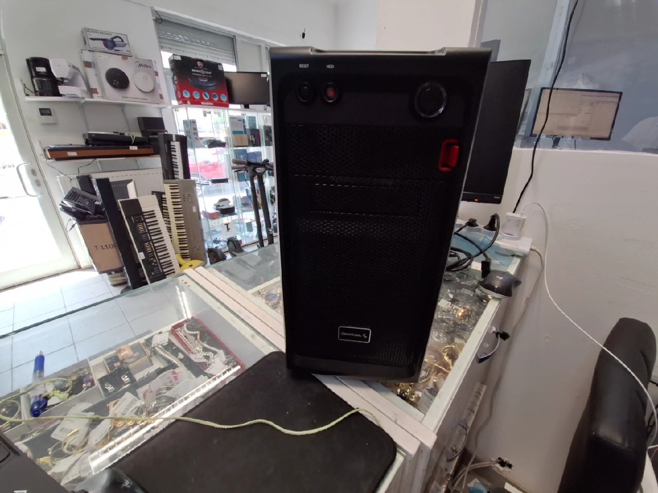 Gaming PC Ryzen 5 5500, Radeon RX 9060 XT, Gaming PC mit AMD Ryzen 5 5500, 32GB RAM, 512GB SSD, 1TB HDD und Radeon RX 9060 XT Grafikkarte., Netzteil 550W | Zustand: Sehr Gut