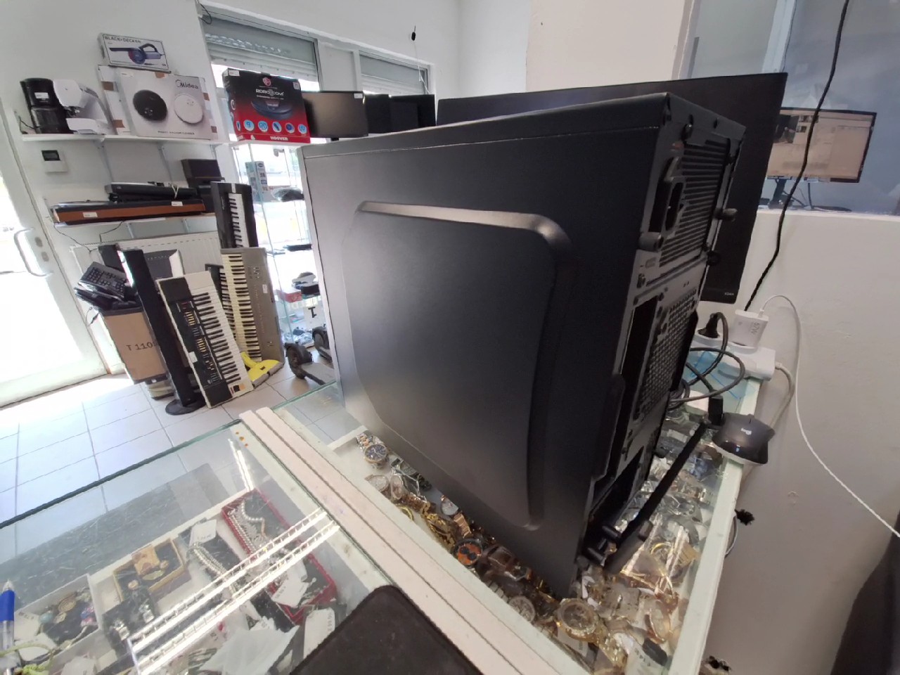 Gaming PC Ryzen 5 5500, Radeon RX 9060 XT, Gaming PC mit AMD Ryzen 5 5500, 32GB RAM, 512GB SSD, 1TB HDD und Radeon RX 9060 XT Grafikkarte., Netzteil 550W | Zustand: Sehr Gut – Bild 4