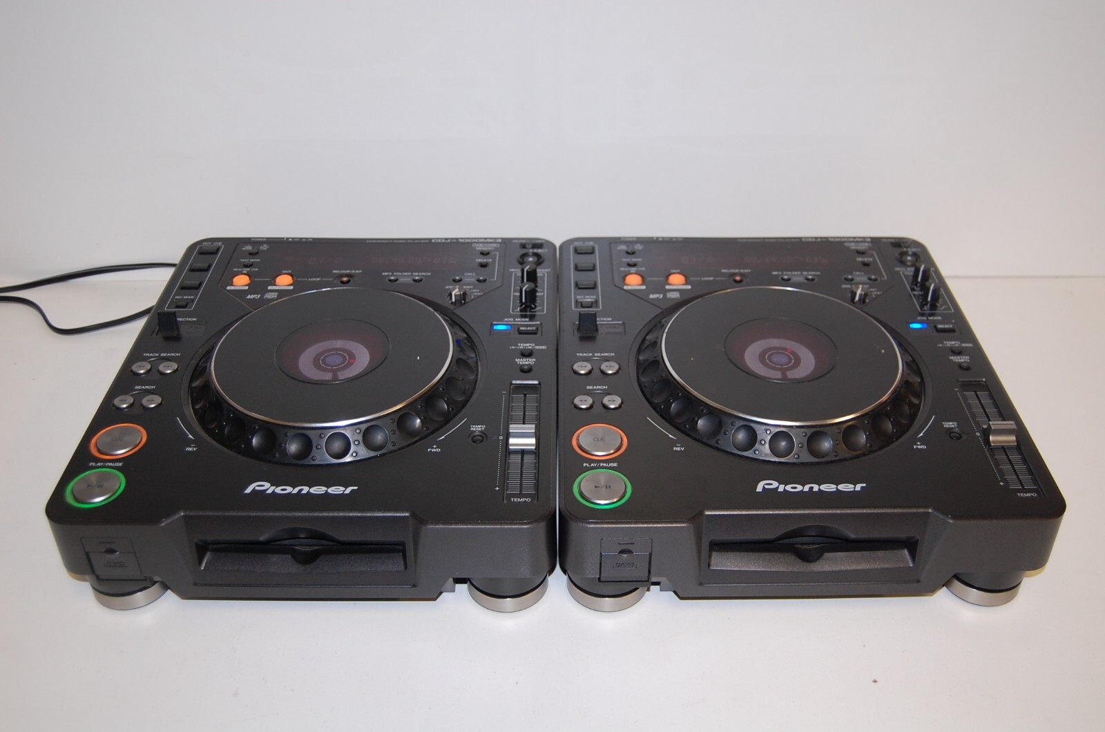 Pioneer CDJ-1000MK3 , Professionelle Digital CD Decks | Zustand: Sehr Gut