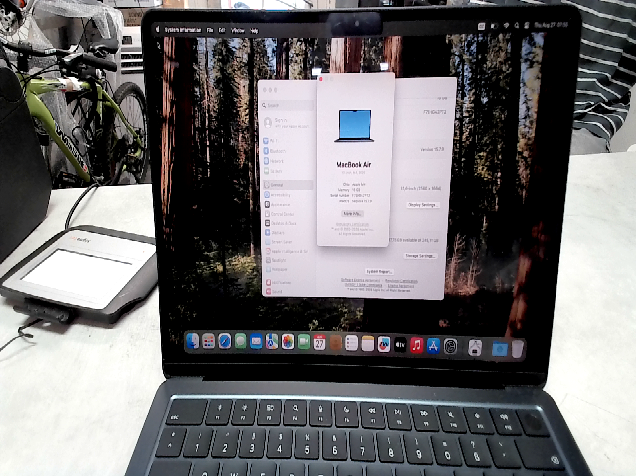 Apple MacBook Air M4 13 Zoll 2025, 16 GB RAM, 256 GB SSD, Ladezyklen: 14 | Zustand: Sehr Gut – Bild 3