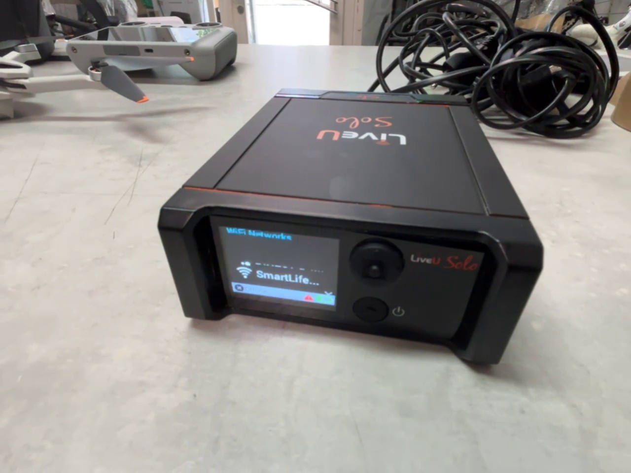 LiveU Solo HDMI, Schwarz/Orange, Mobiler HDMI Video-Encoder für Live-Streaming, keine sichtbaren Schäden | Zustand: Sehr Gut
